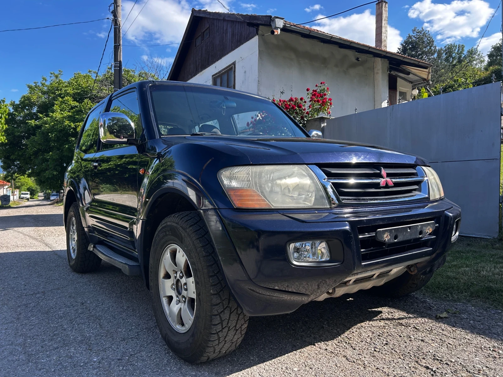 Mitsubishi Pajero 3.2 DID Къса база, снимка 2 - Автомобили и джипове - 54768636