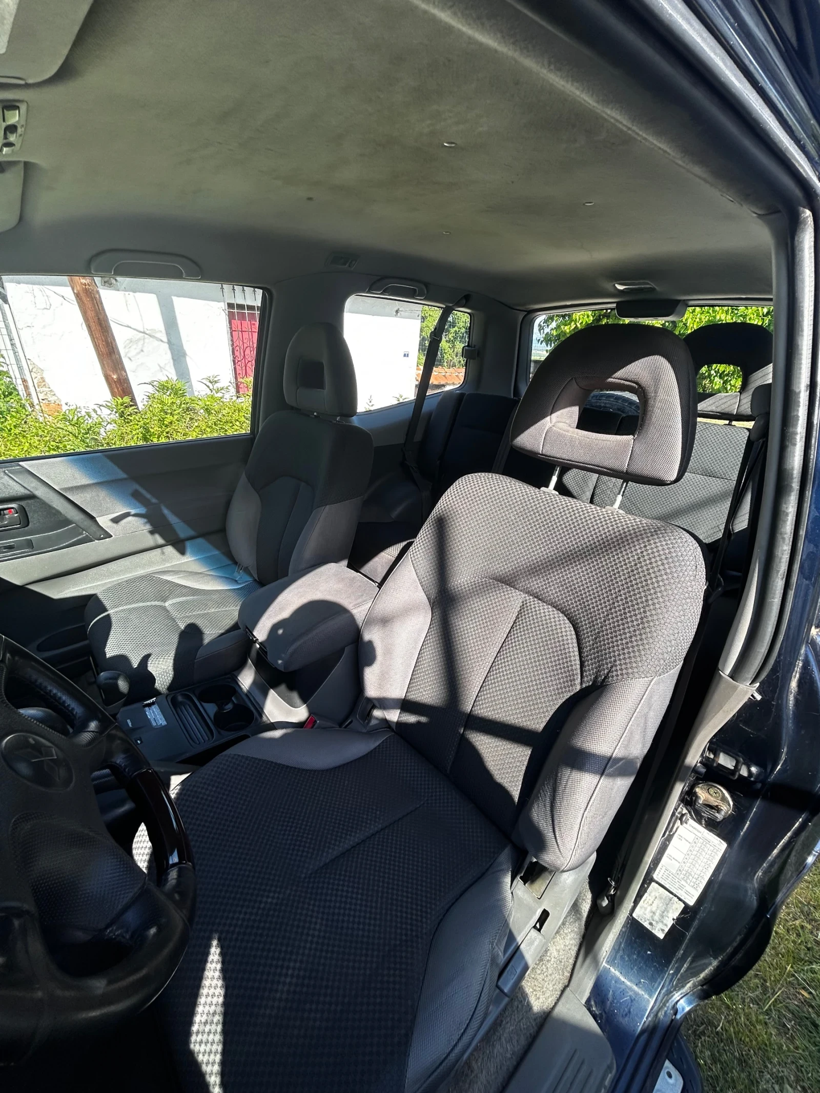 Mitsubishi Pajero 3.2 DID Къса база, снимка 8 - Автомобили и джипове - 54768636