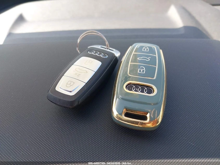 Audi Q4 E-Tron Premium Plus 50 Quattro, снимка 11 - Автомобили и джипове - 54874811