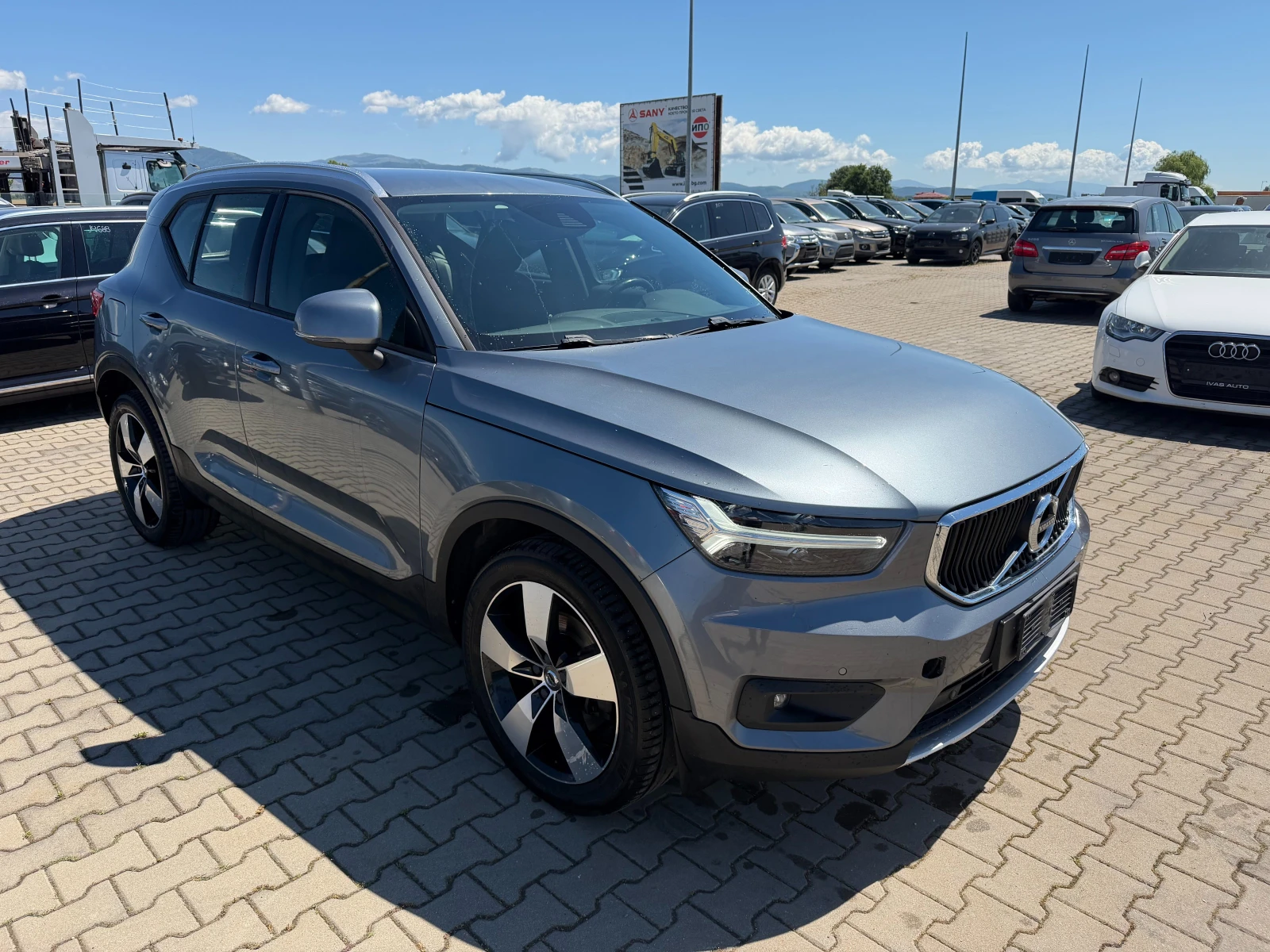 Volvo XC40 2.0D4 AWD AVTOMAT/KOJA/NAVI/KAMERA EURO 6, снимка 4 - Автомобили и джипове - 54913629
