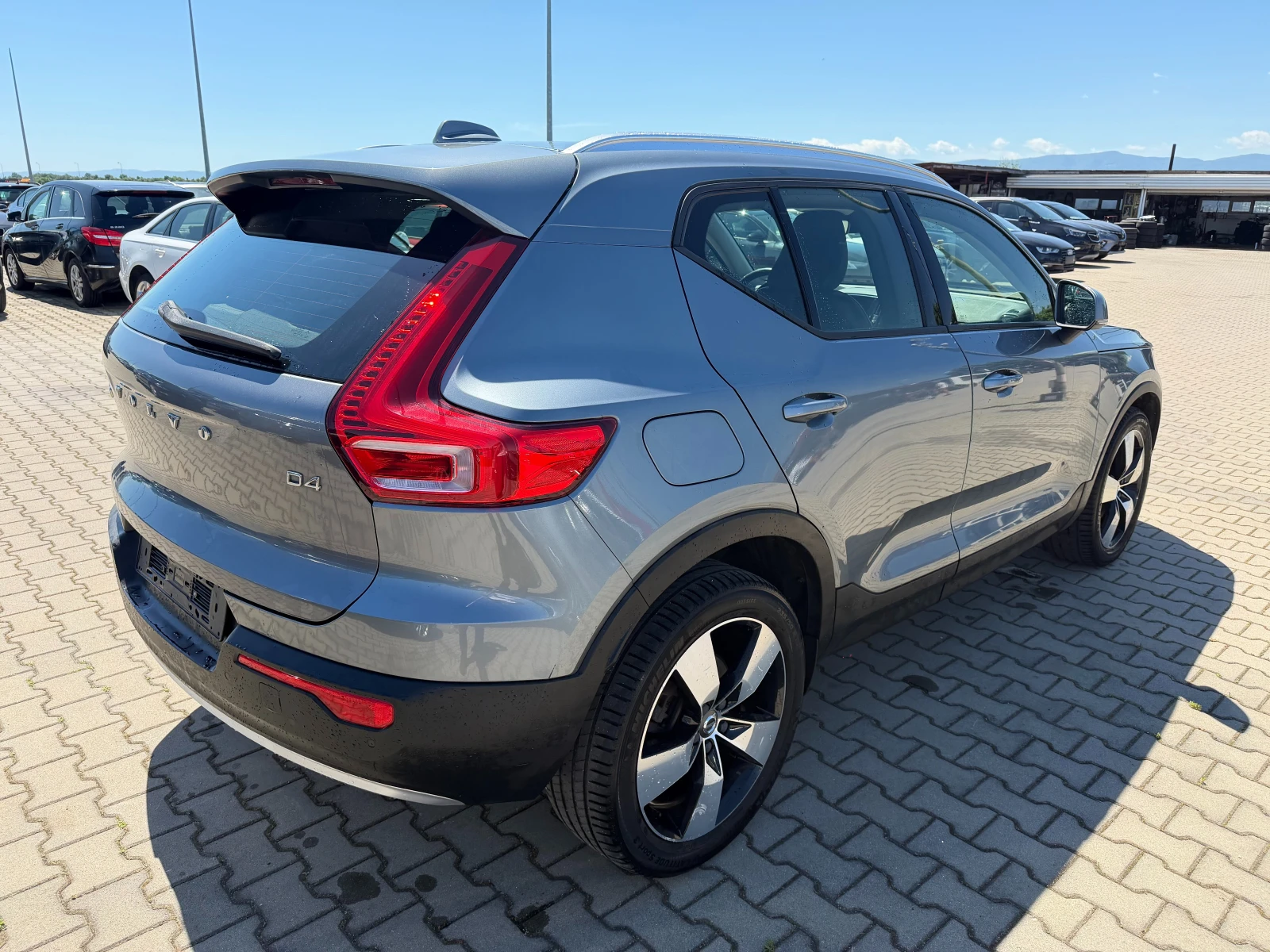 Volvo XC40 2.0D4 AWD AVTOMAT/KOJA/NAVI/KAMERA EURO 6, снимка 6 - Автомобили и джипове - 54913629