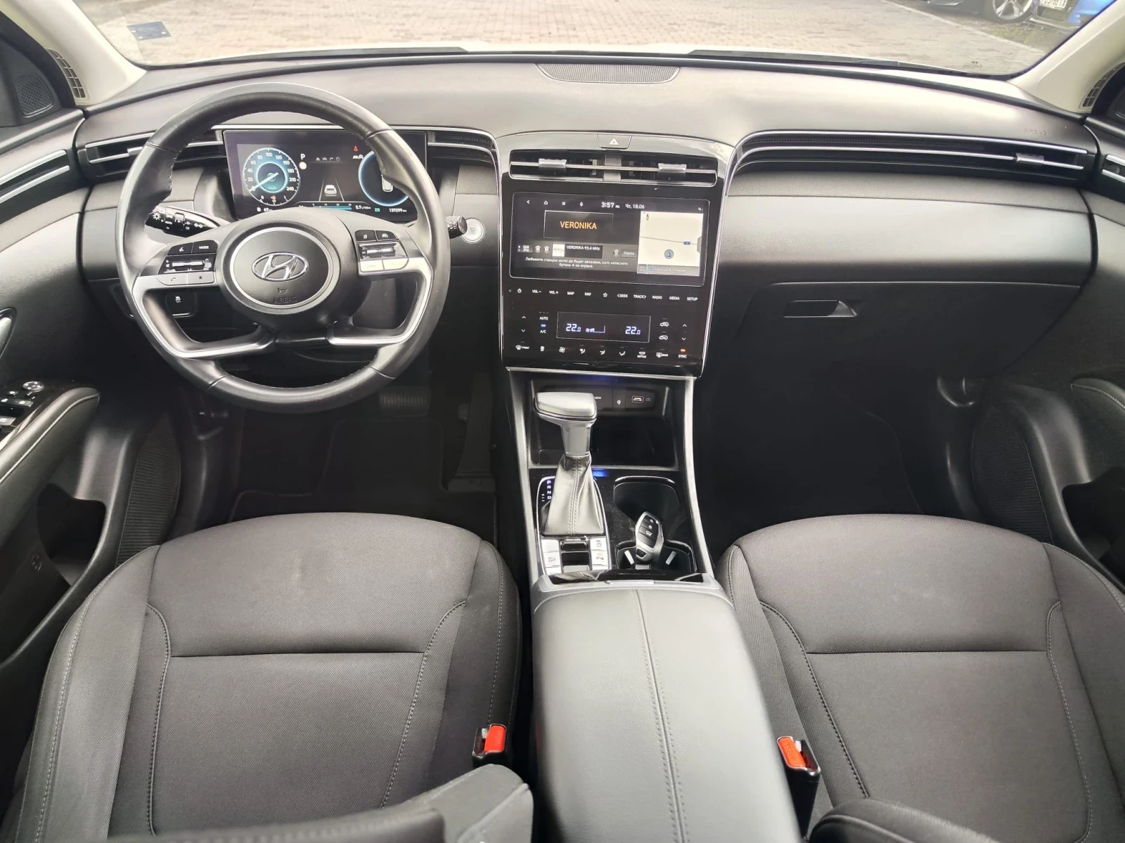 Hyundai Tucson CRDI Mild-hibrid, снимка 8 - Автомобили и джипове - 54970881