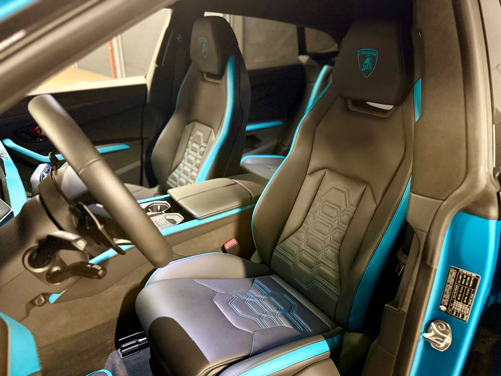 Lamborghini Urus SE, снимка 8 - Автомобили и джипове - 55354547