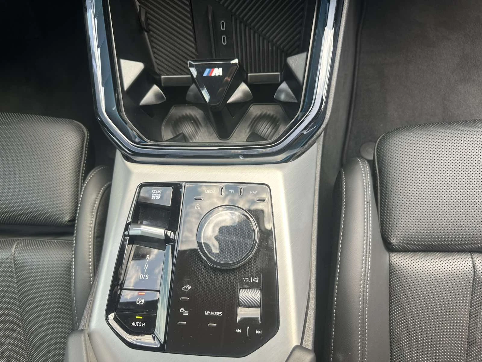 BMW X3 M50 xDrive M-Sport Pro = MGT Slect 2 = Гаранция, снимка 12 - Автомобили и джипове - 55830223