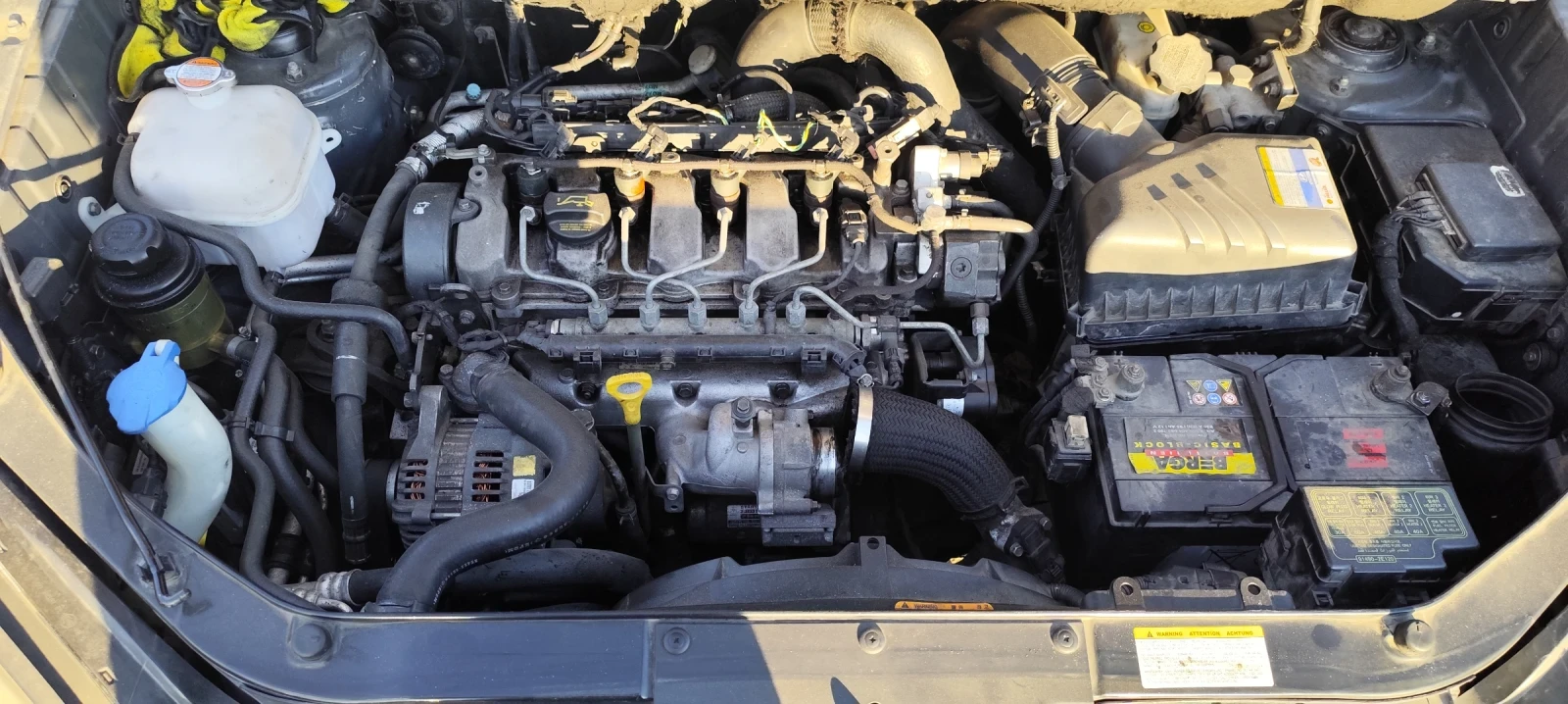 Hyundai Tucson 2.0, снимка 7 - Автомобили и джипове - 56076460