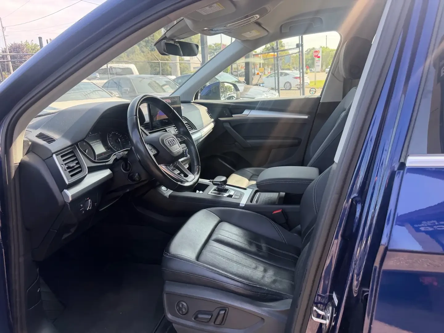 Audi Q5 45 Comfort QUATTRO| КАМЕРА| ПОДГРЕВ| 245к.с., снимка 3 - Автомобили и джипове - 56099420