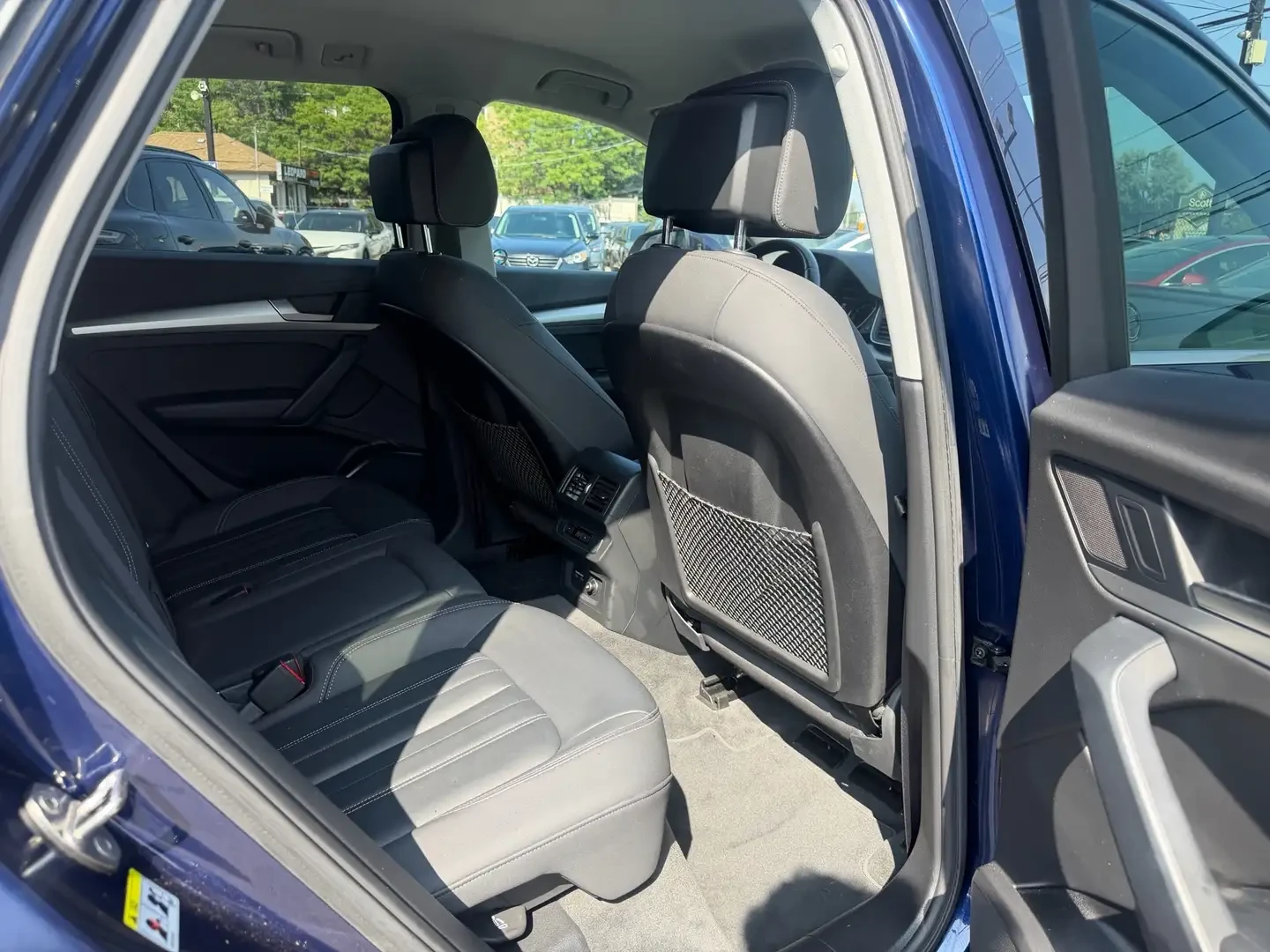 Audi Q5 45 Comfort QUATTRO| КАМЕРА| ПОДГРЕВ| 245к.с., снимка 11 - Автомобили и джипове - 56099420