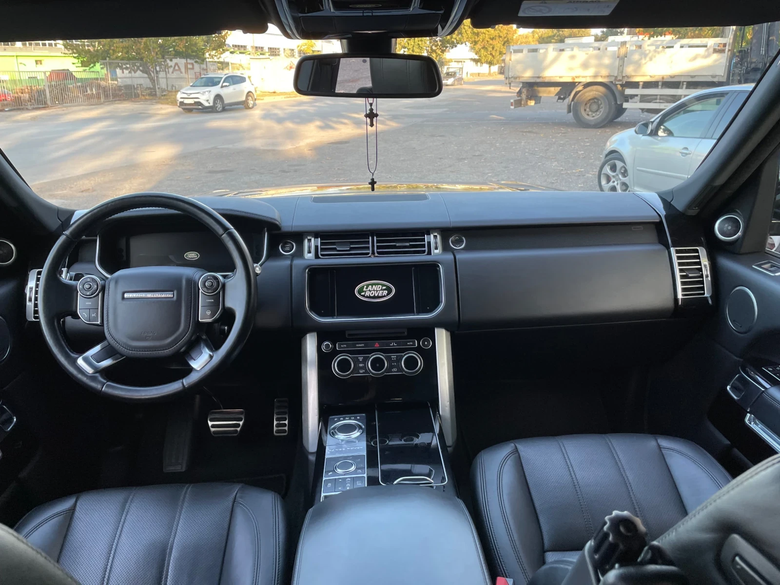 Land Rover Range rover Vogue SDV8, снимка 7 - Автомобили и джипове - 56714002