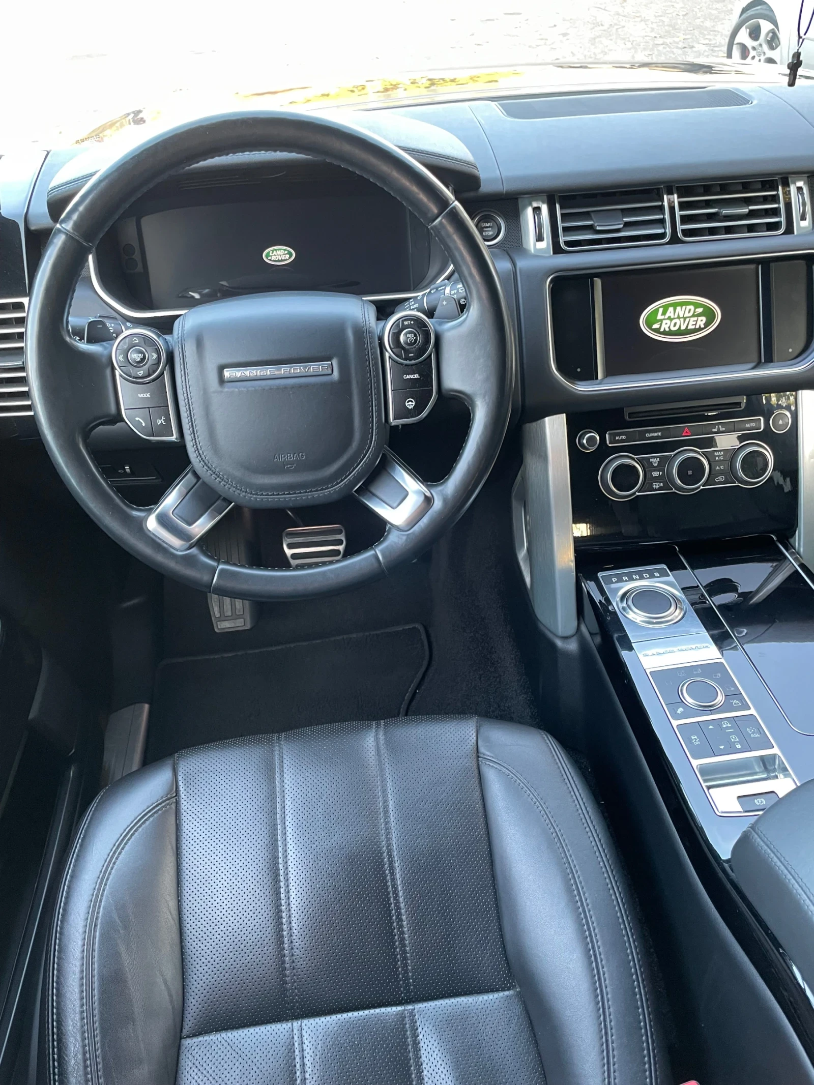 Land Rover Range rover Vogue SDV8, снимка 11 - Автомобили и джипове - 56714002