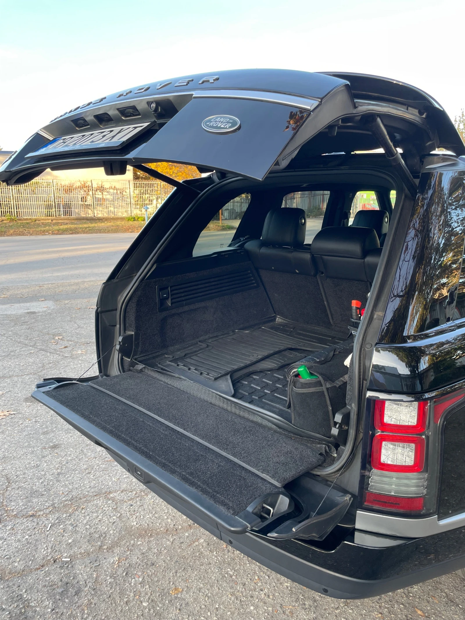 Land Rover Range rover Vogue SDV8, снимка 12 - Автомобили и джипове - 56714002
