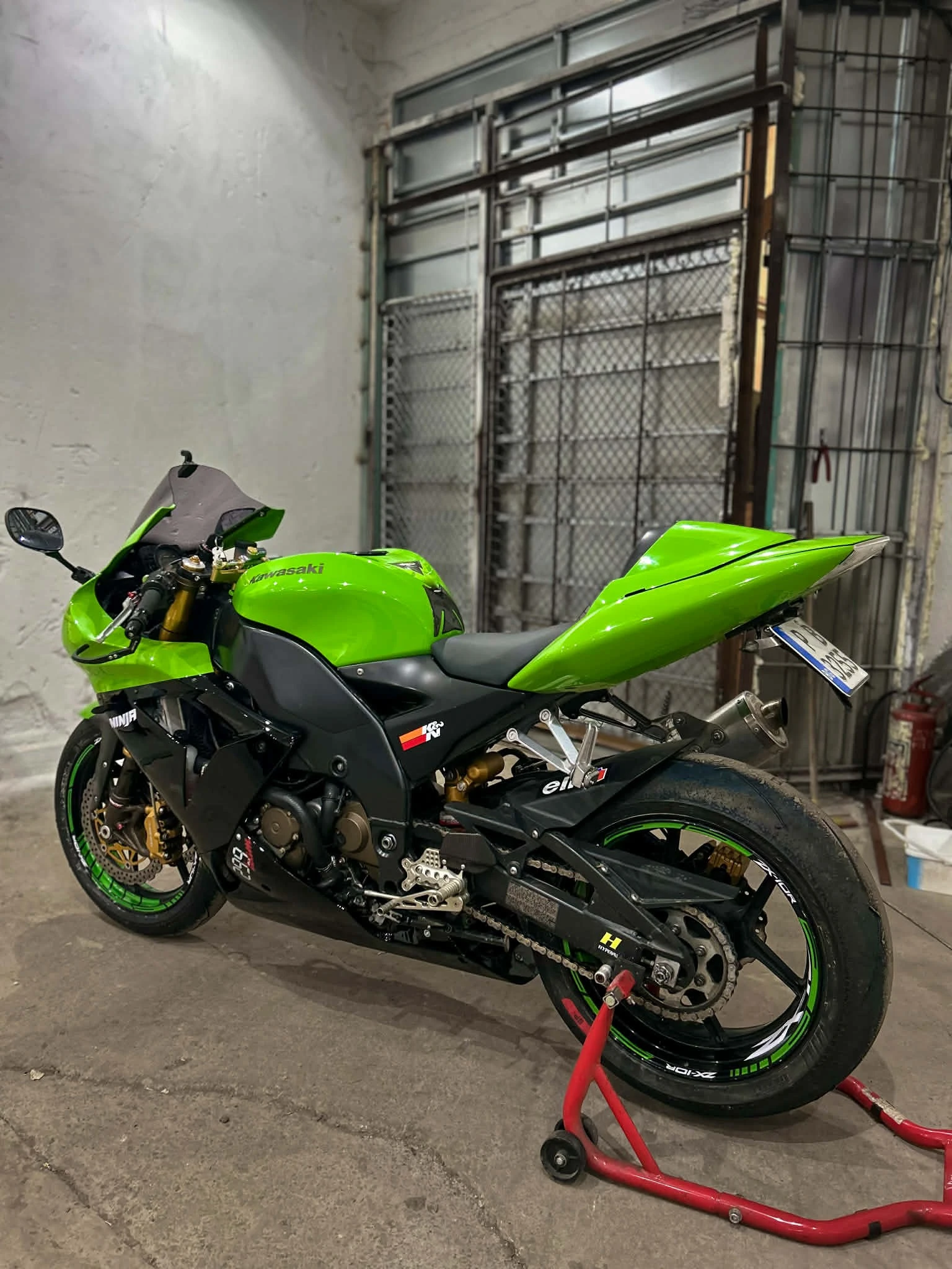 Kawasaki Ninja ZX10-R - изображение 8