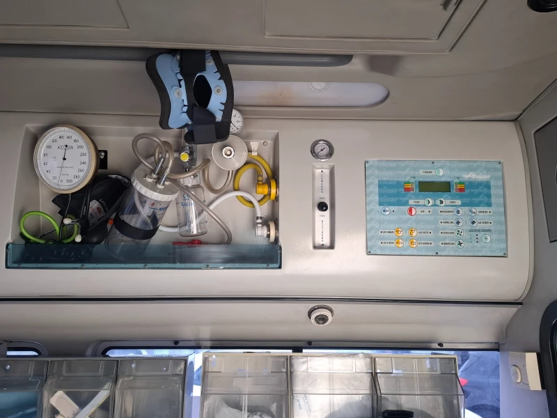 Кемпер VW Transporter/2.5TDI, снимка 11 - Каравани и кемпери - 53464936