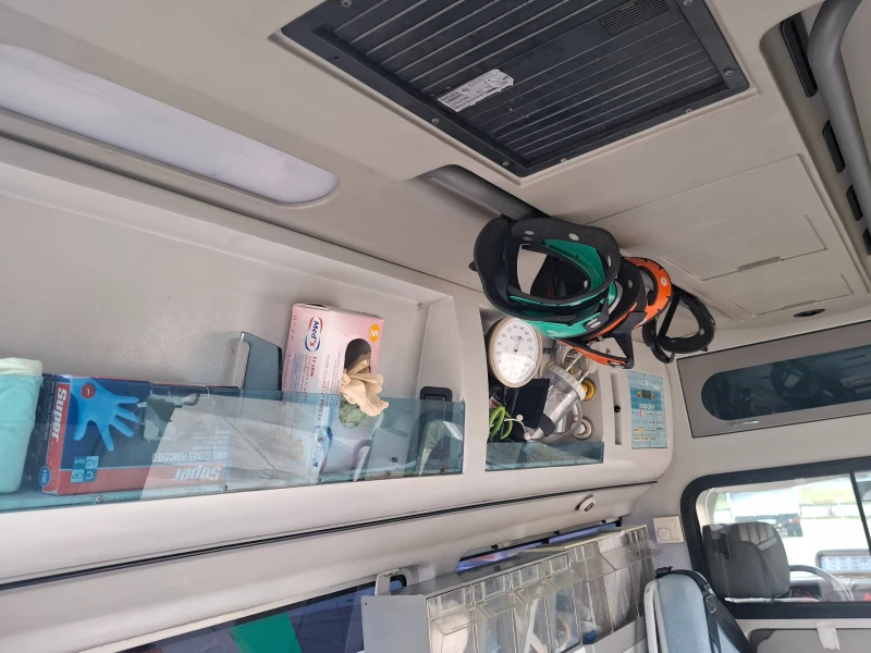 Кемпер VW Transporter/2.5TDI, снимка 13 - Каравани и кемпери - 53464936