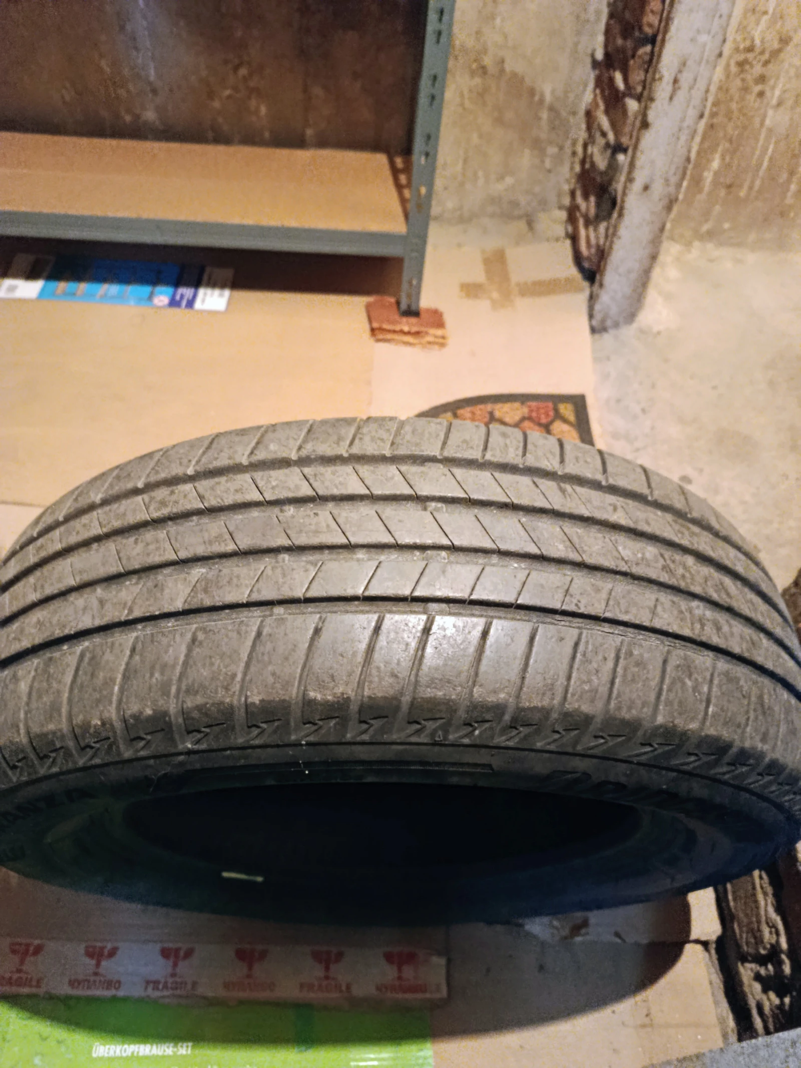 Гуми Летни 195/65R15, снимка 2 - Гуми и джанти - 54731166