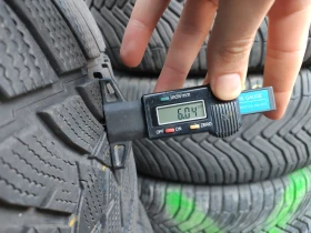 Гуми Зимни 255/55R18, снимка 11 - Гуми и джанти - 48981680