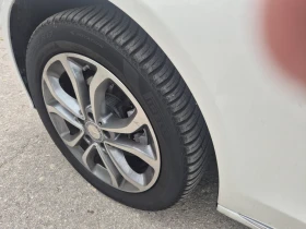 Mercedes-Benz C 220, снимка 11
