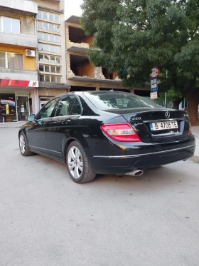 Mercedes-Benz C 220 Avantgarde, снимка 9
