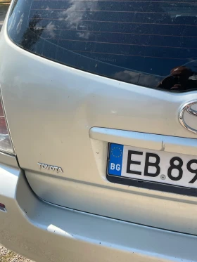 Toyota Corolla verso 2.2 D4D, снимка 4