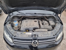 VW Touran 2.0TDI , снимка 17 - Автомобили и джипове - 44854016