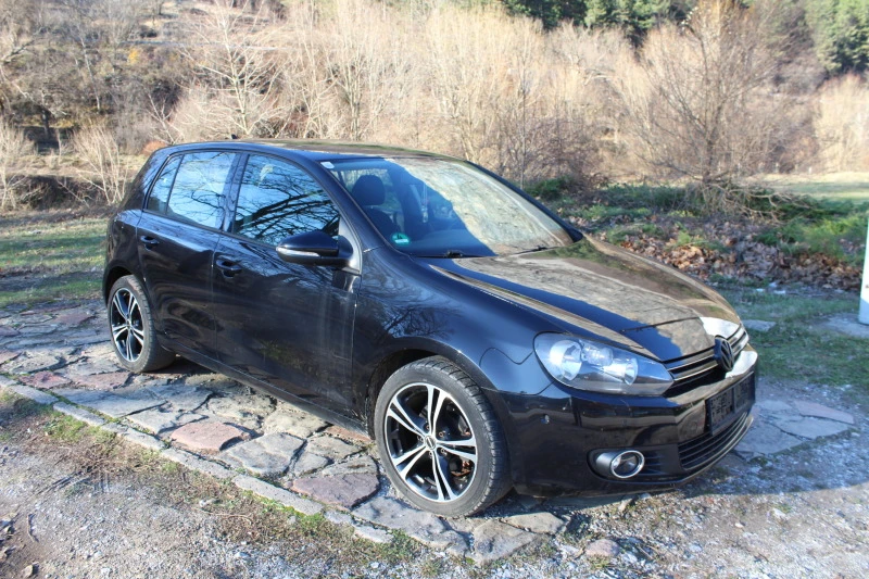 VW Golf 1.2I Turbo, снимка 1 - Автомобили и джипове - 47403431