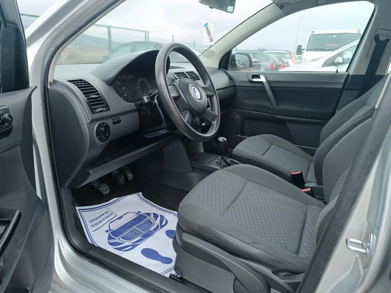 VW Polo 1.2I, снимка 13 - Автомобили и джипове - 47589106