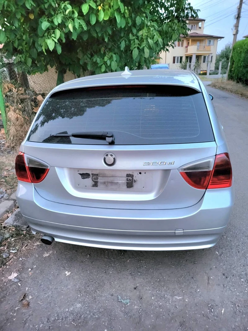 BMW 320, снимка 2 - Автомобили и джипове - 47145981