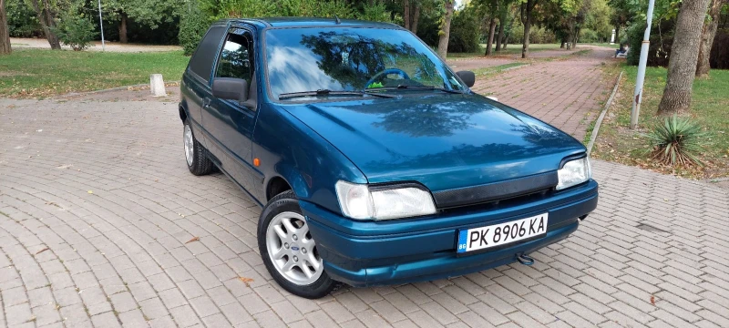 Ford Fiesta 1.1/50HP/Cayman Blue !, снимка 2 - Автомобили и джипове - 47343936