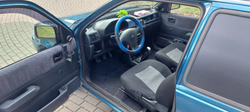 Ford Fiesta 1.1/50HP/Cayman Blue !, снимка 10 - Автомобили и джипове - 47343936