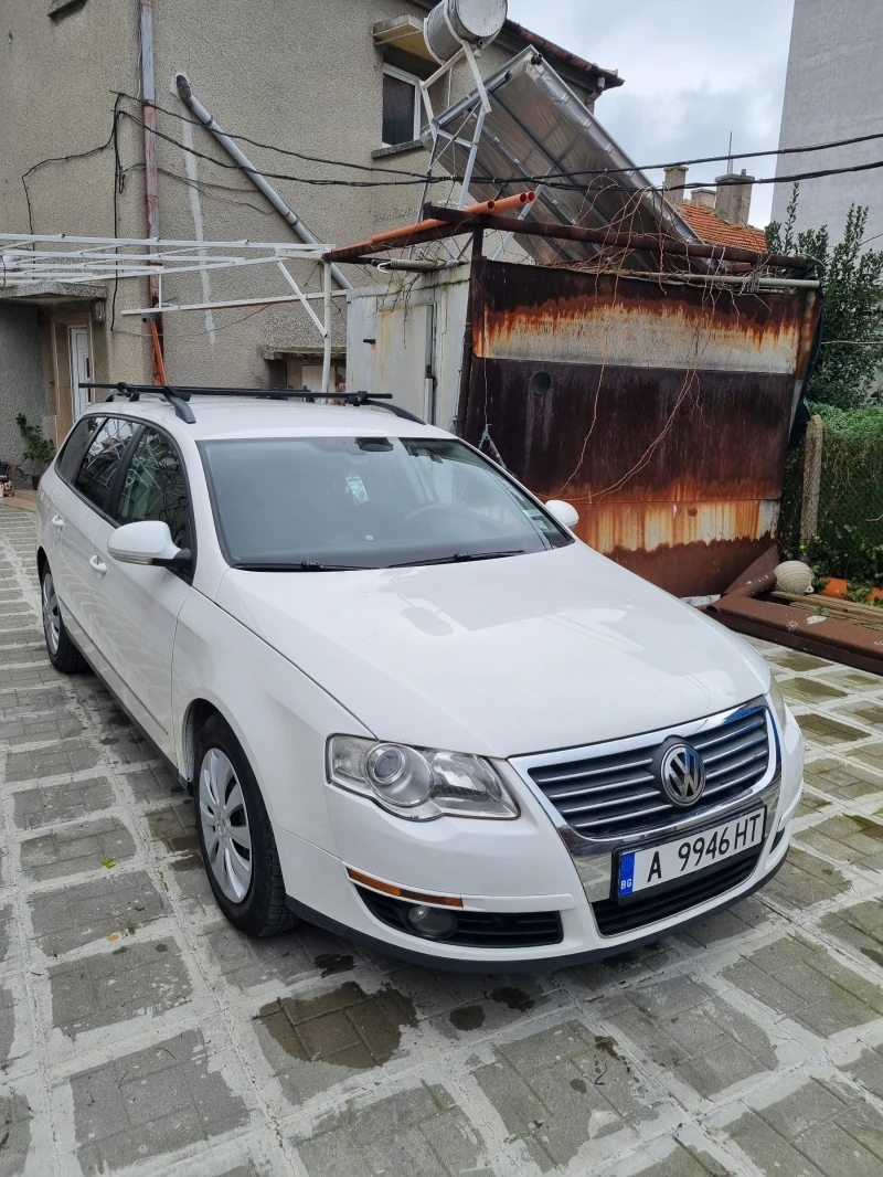 VW Passat, снимка 1 - Автомобили и джипове - 48929263