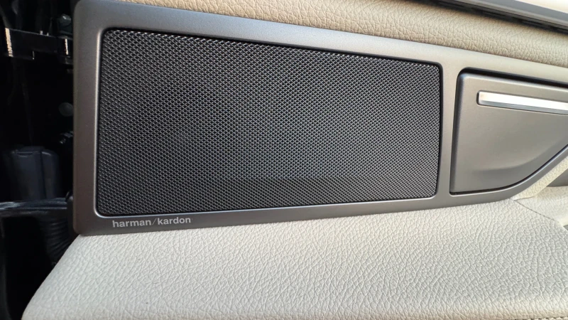 BMW 740 Li Xdrive 107 000км!!!, снимка 15 - Автомобили и джипове - 52554753