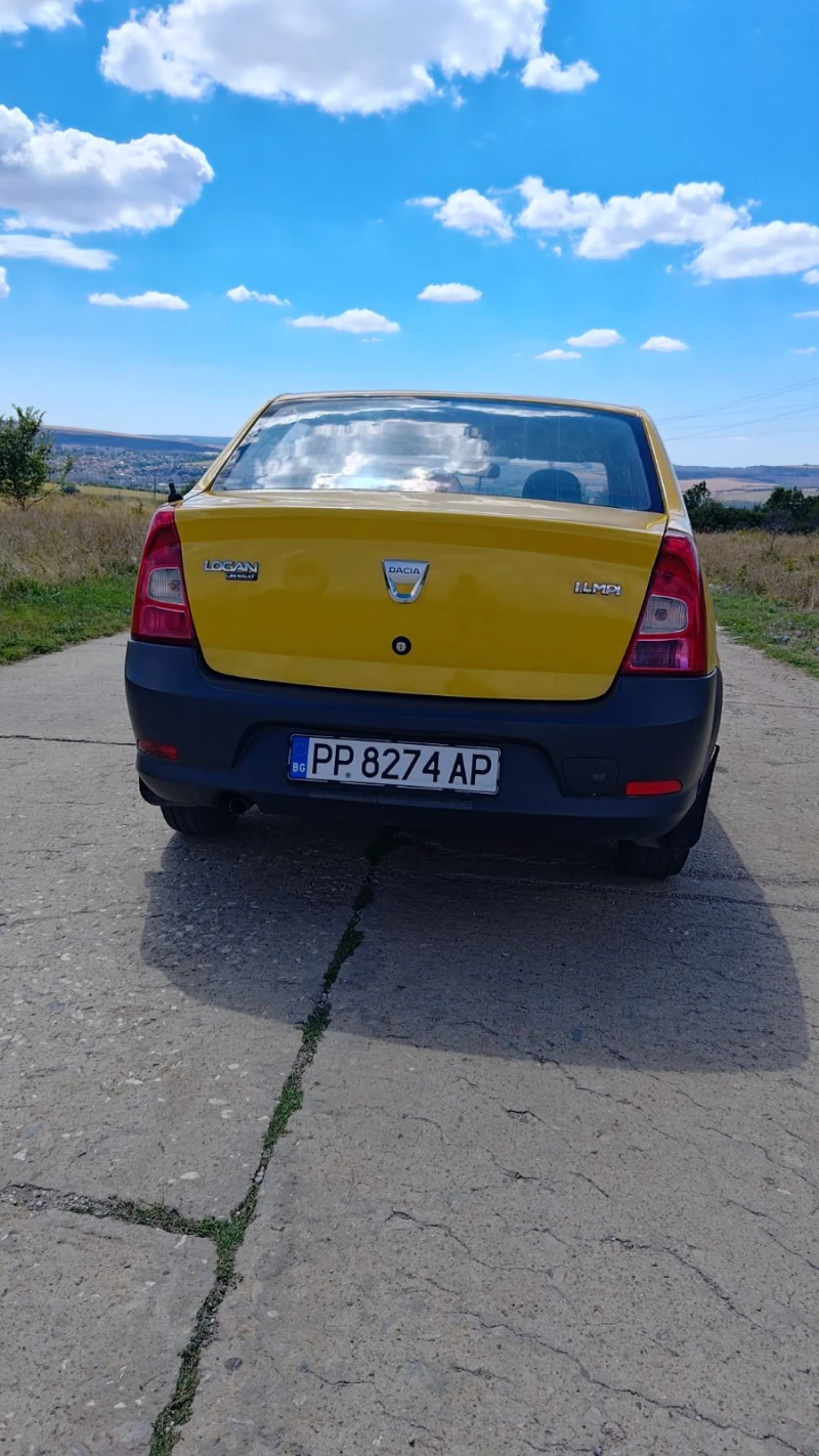 Dacia Logan 1.4, снимка 8 - Автомобили и джипове - 51465980