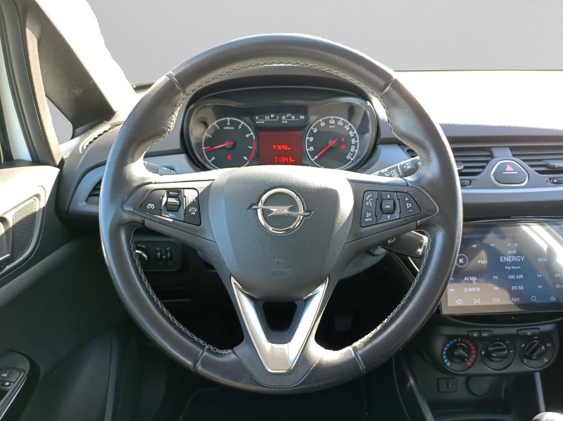 Opel Corsa 1.4 E/ 75 BVM5 E6, снимка 13 - Автомобили и джипове - 51770831