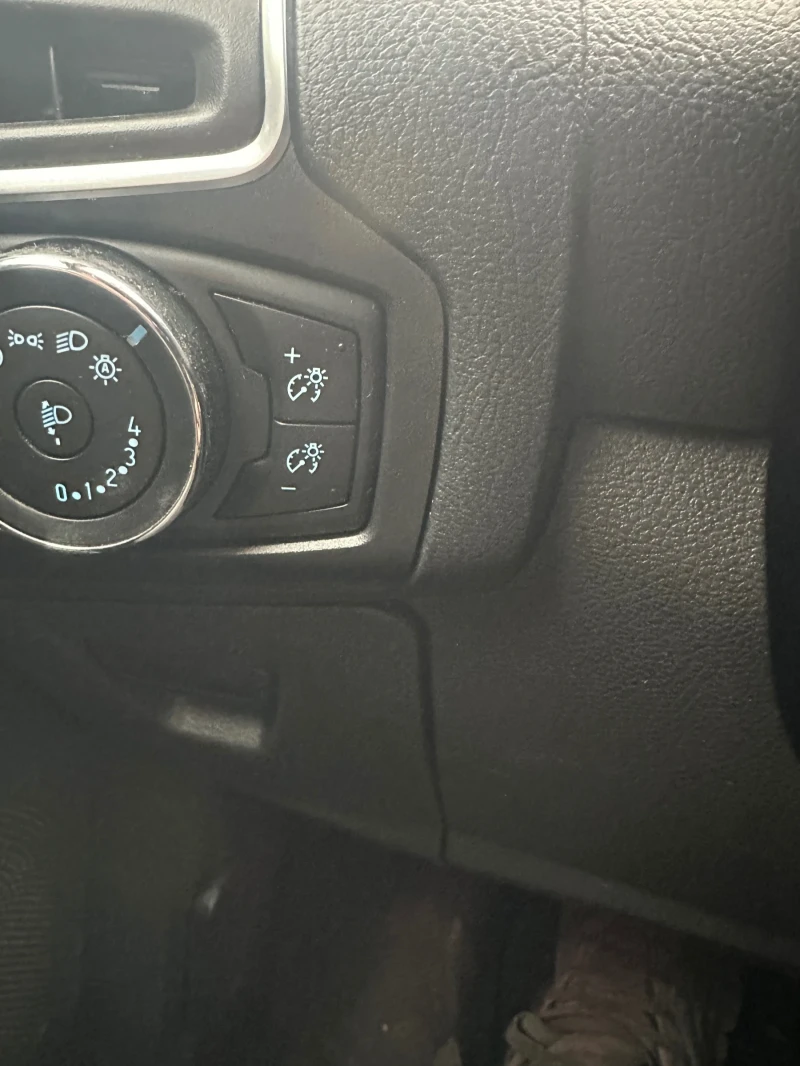 Ford Focus 1.6TDCI, снимка 11 - Автомобили и джипове - 52107600