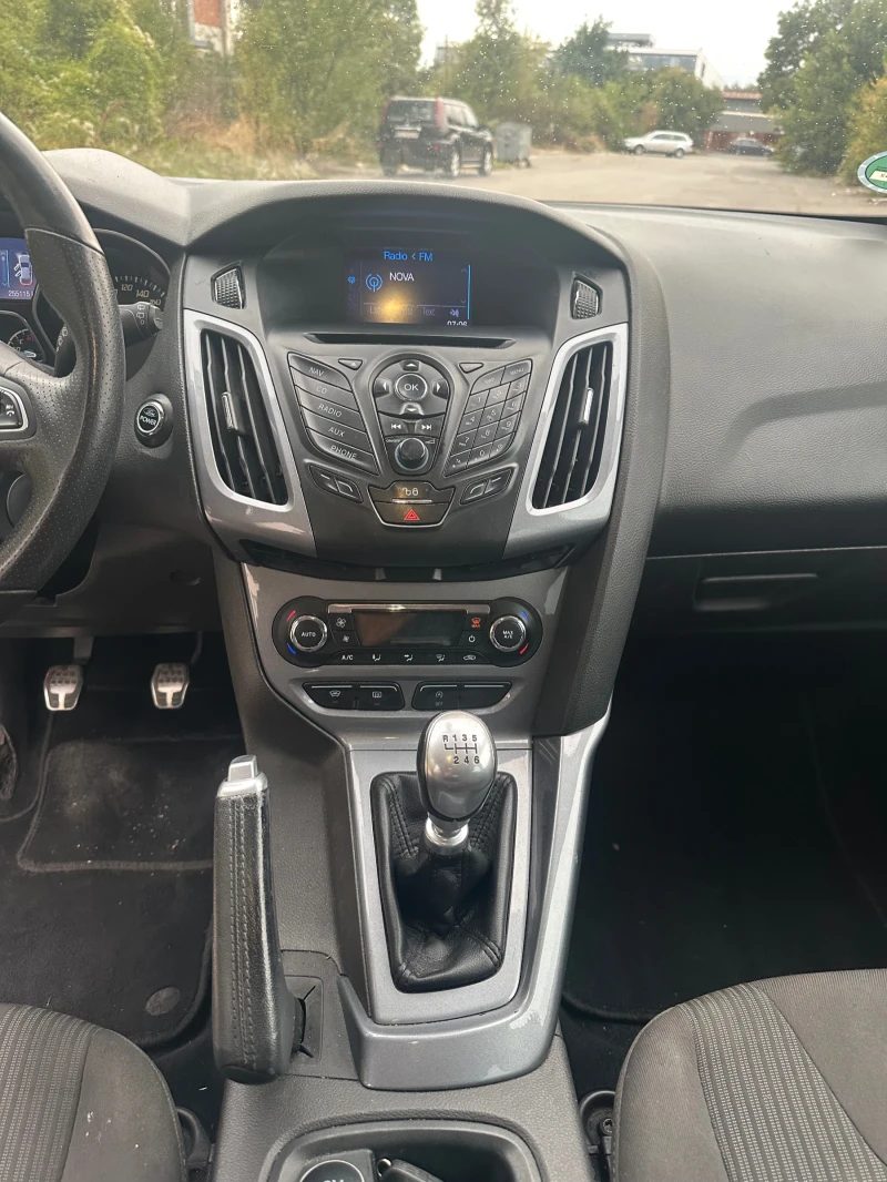 Ford Focus 1.6TDCI, снимка 9 - Автомобили и джипове - 52107600