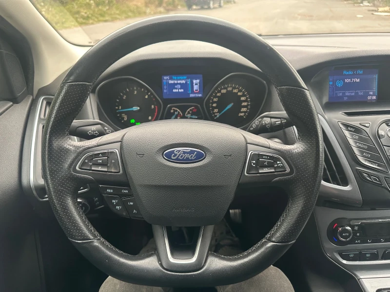 Ford Focus 1.6TDCI, снимка 10 - Автомобили и джипове - 52107600