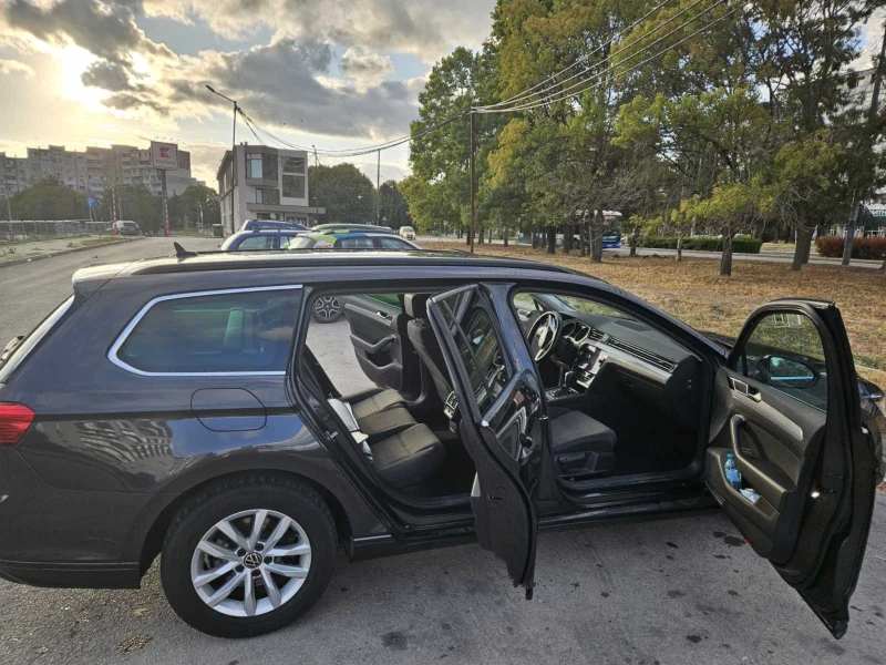 VW Passat, снимка 9 - Автомобили и джипове - 52403211