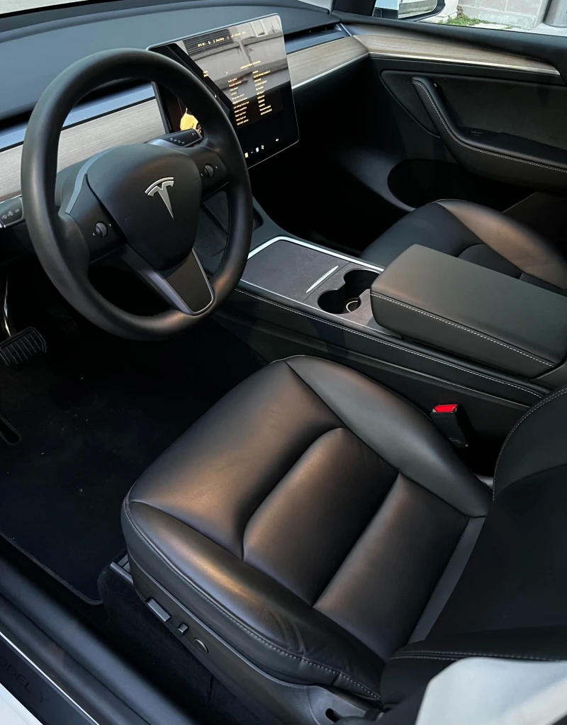 Tesla Model Y Long Range Dual AWD, снимка 10 - Автомобили и джипове - 52957344