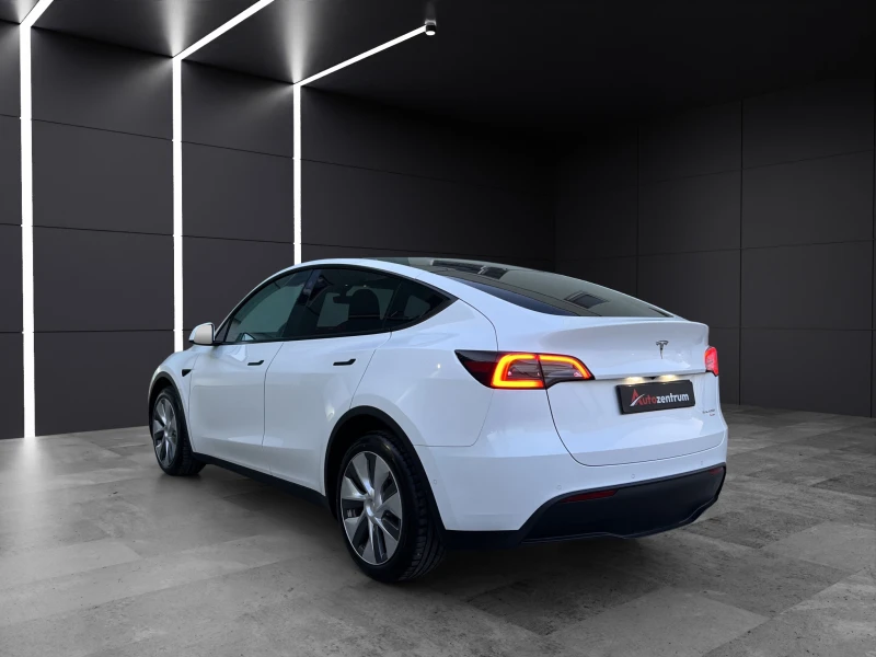 Tesla Model Y Long Range Dual AWD, снимка 4 - Автомобили и джипове - 52957344