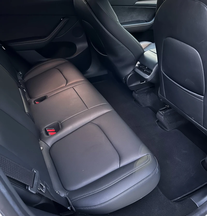 Tesla Model Y Long Range Dual AWD, снимка 13 - Автомобили и джипове - 52957344