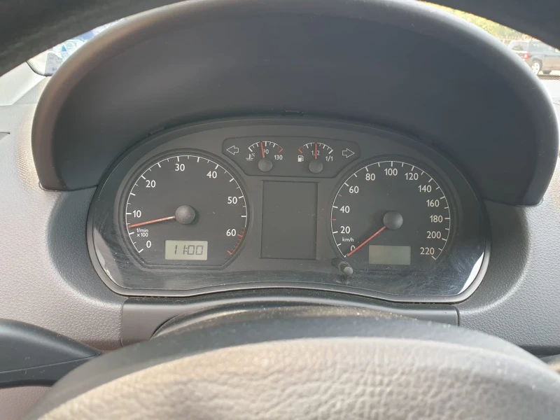 VW Polo, снимка 5 - Автомобили и джипове - 53210941
