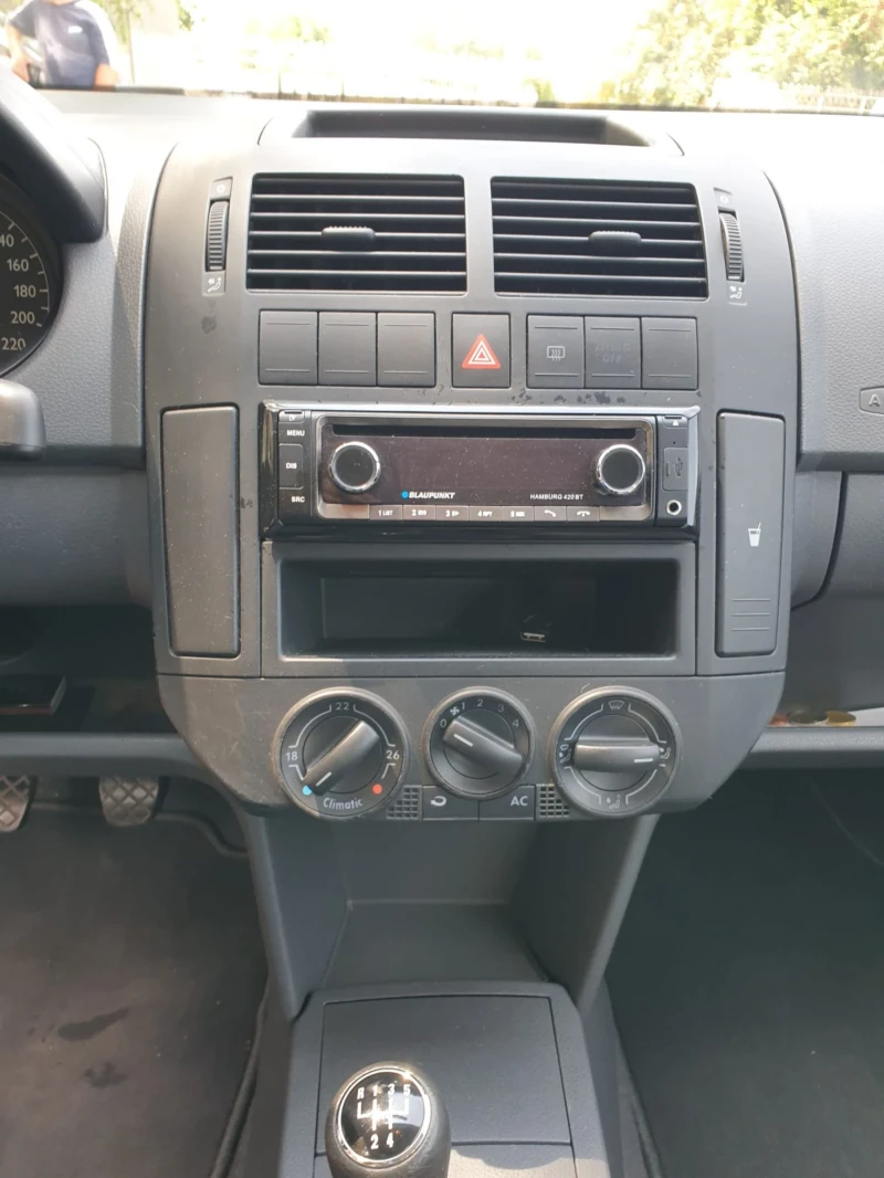 VW Polo, снимка 3 - Автомобили и джипове - 53210941