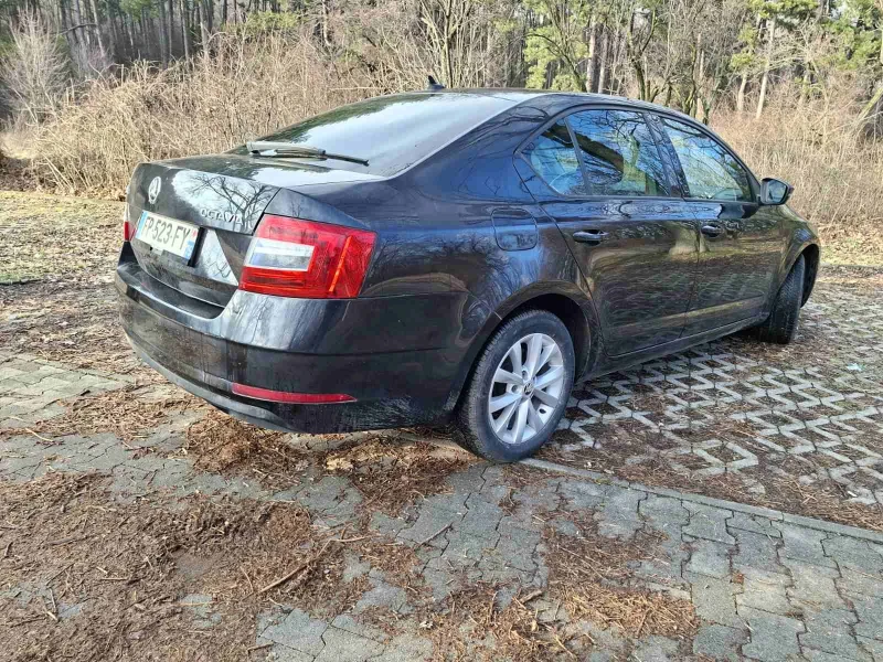 Skoda Octavia 2.0TDI/150k.s/NAVI/AVTOMAT, снимка 11 - Автомобили и джипове - 53297820