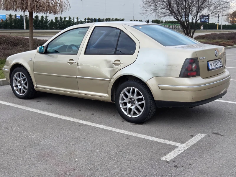 VW Bora Special Edition, снимка 6 - Автомобили и джипове - 53598686