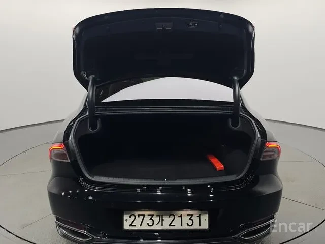 Hyundai Grandeur IG Hybrid, снимка 17 - Автомобили и джипове - 55682863