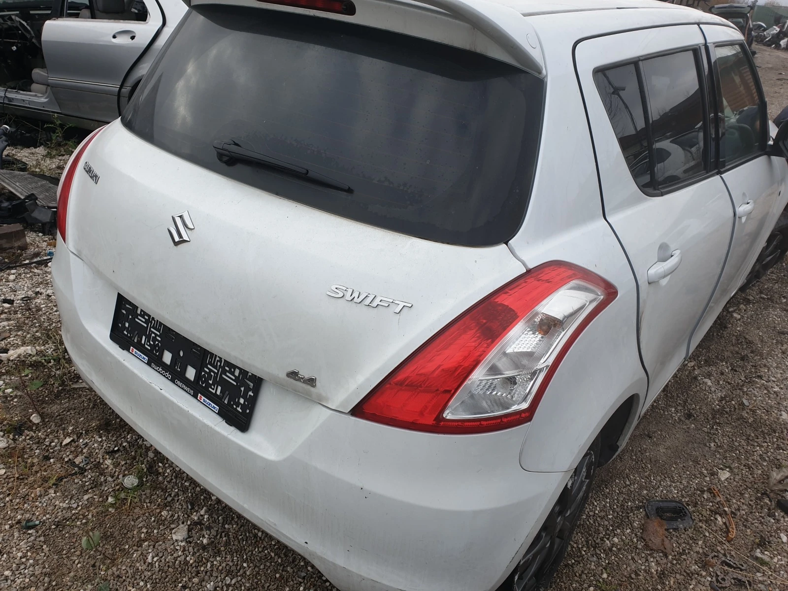 Suzuki Swift 1.2i К12В 4х4 - изображение 3