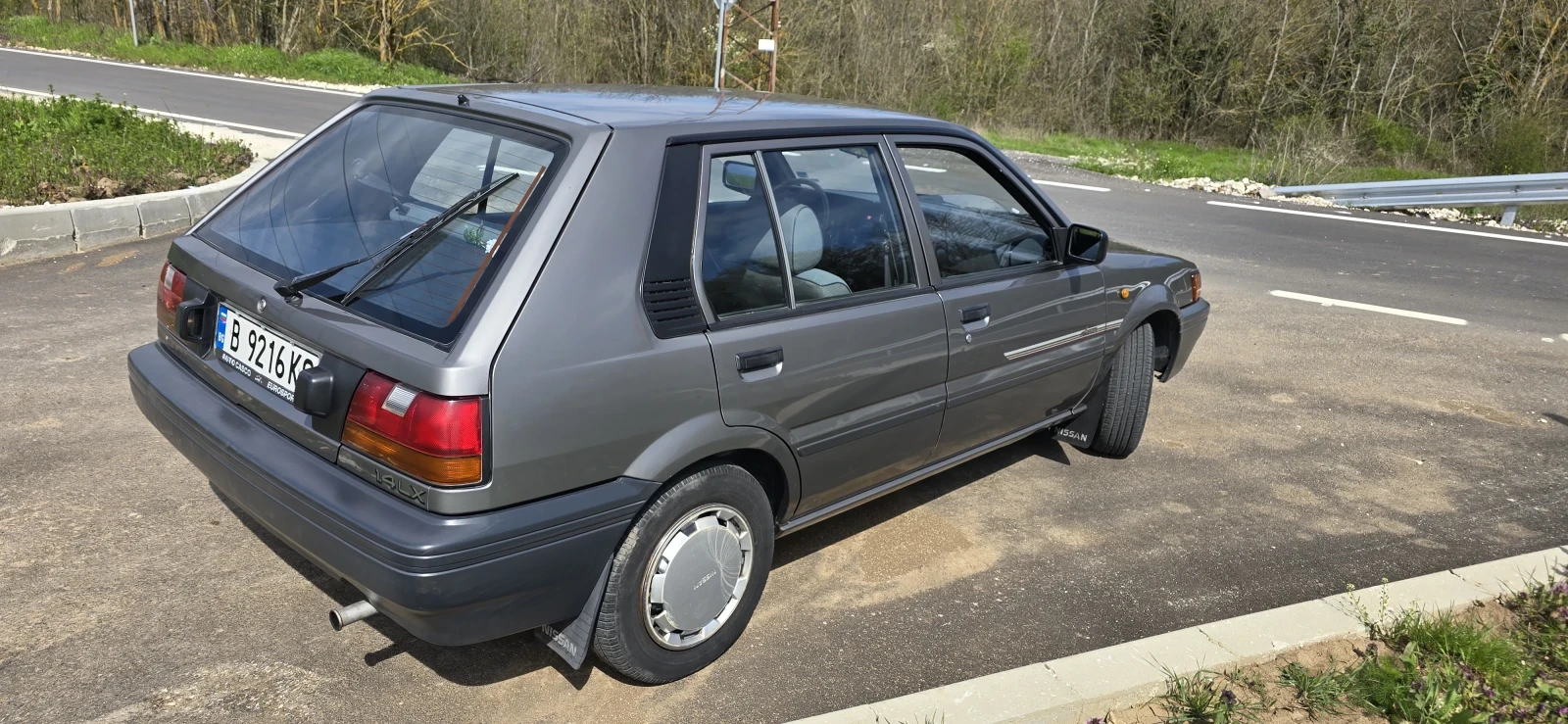Nissan Sunny 1.4LX, снимка 13 - Автомобили и джипове - 53908874