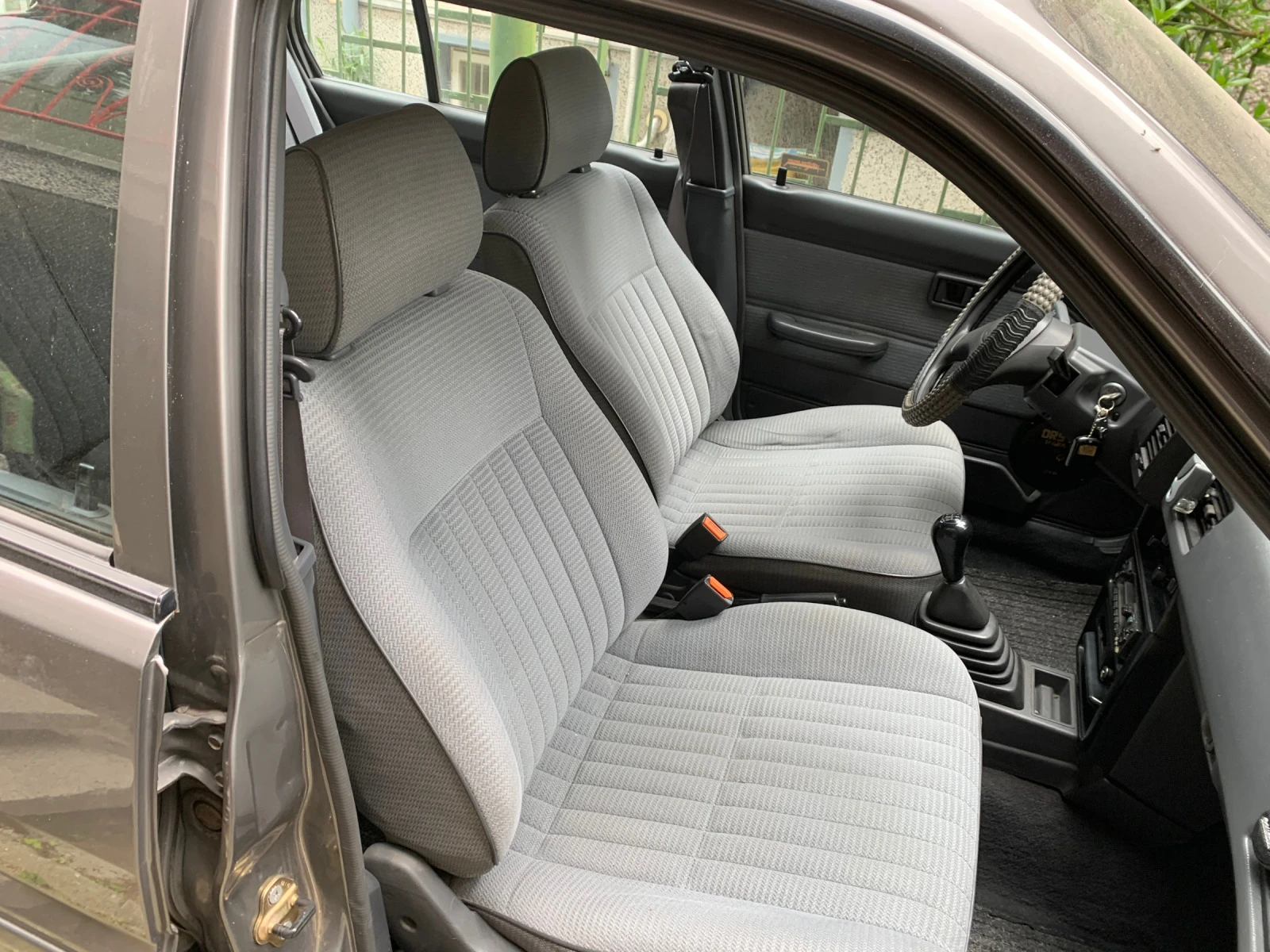 Nissan Sunny 1.4LX - изображение 10