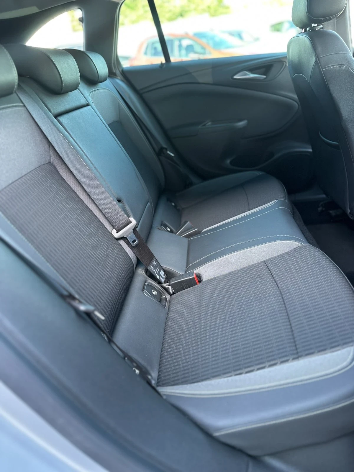 Opel Astra 1.5 CDTI 122ps. COSMO, СОБСТВЕН ЛИЗИНГ / БАРТЕР - изображение 10