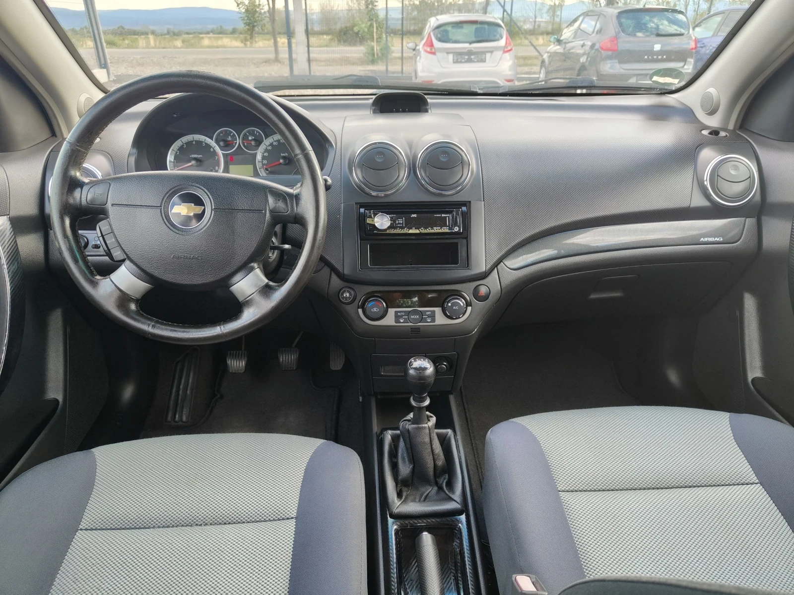 Chevrolet Aveo 1.4 100 Gaz BENZENE Klima  - изображение 9
