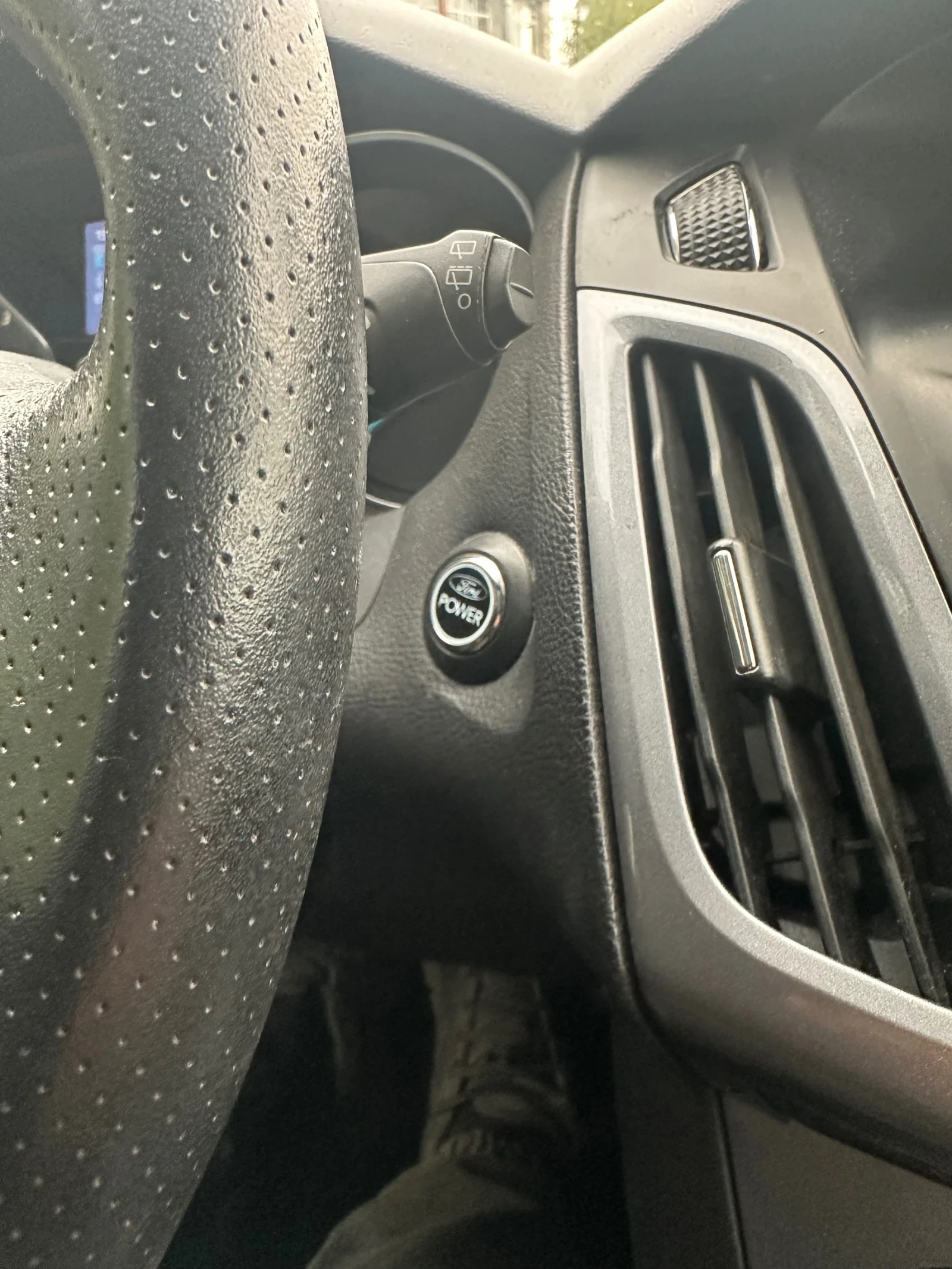 Ford Focus 1.6TDCI, снимка 13 - Автомобили и джипове - 53983088